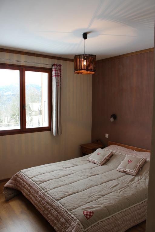 Les Paddocks Du Mont Blanc Hotel Mieussy Cameră foto